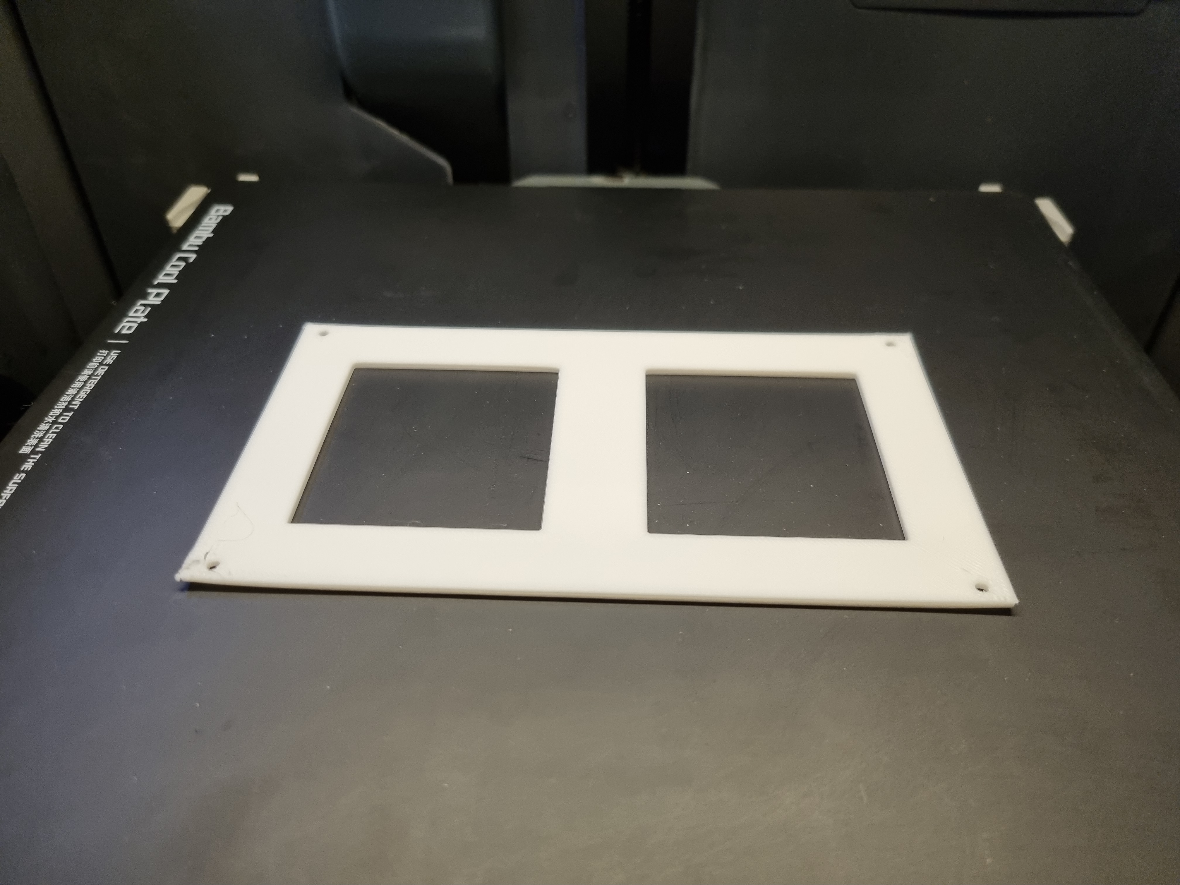 Mẫu cho các lỗ khoan cho bộ chuyển đổi bước lên trên ATX PSU