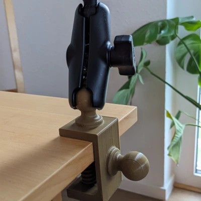 Kẹp bàn Ram Mount