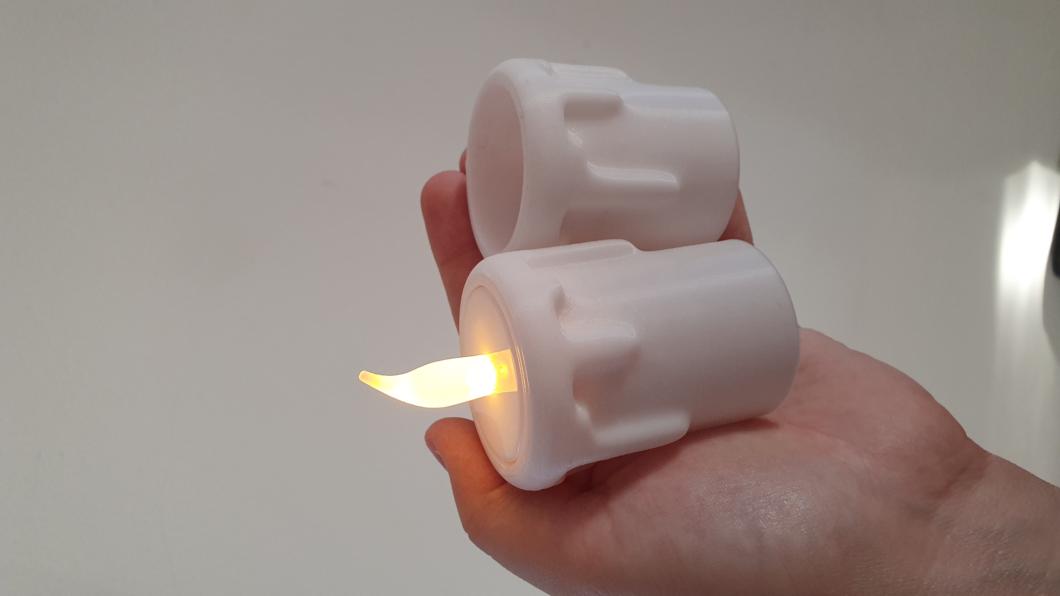 Giá đỡ đèn trà nến tan chảy