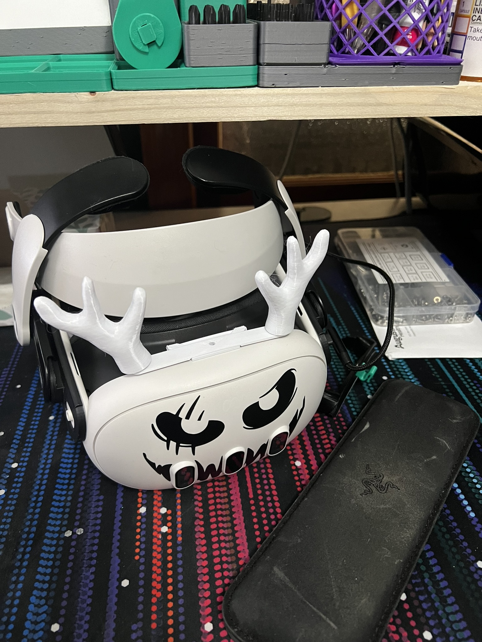 Gạc Hươu Cho Meta Quest 3 - Giá Đỡ Phụ Kiện