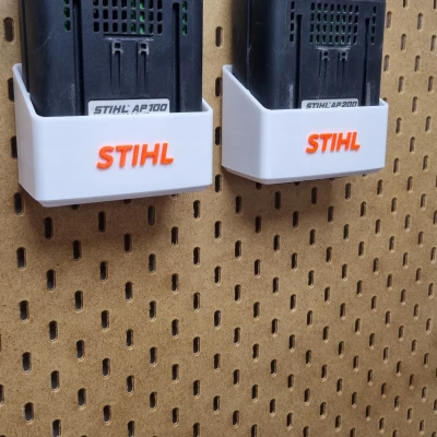 Giá Đỡ Pin Stihl AP Cho Bảng SKADIS