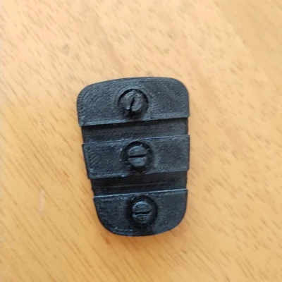 Vỏ chìa khóa xe KIA thay thế, nút có biểu tượng