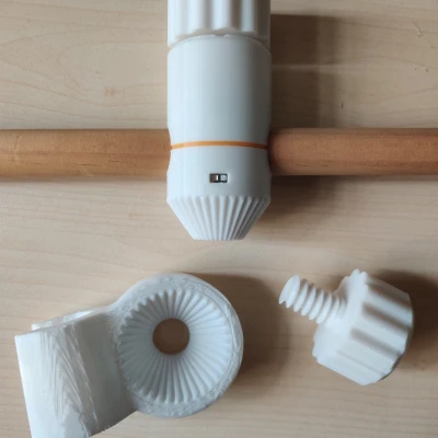 Giá Đỡ Vòi Sen Điều Chỉnh Được