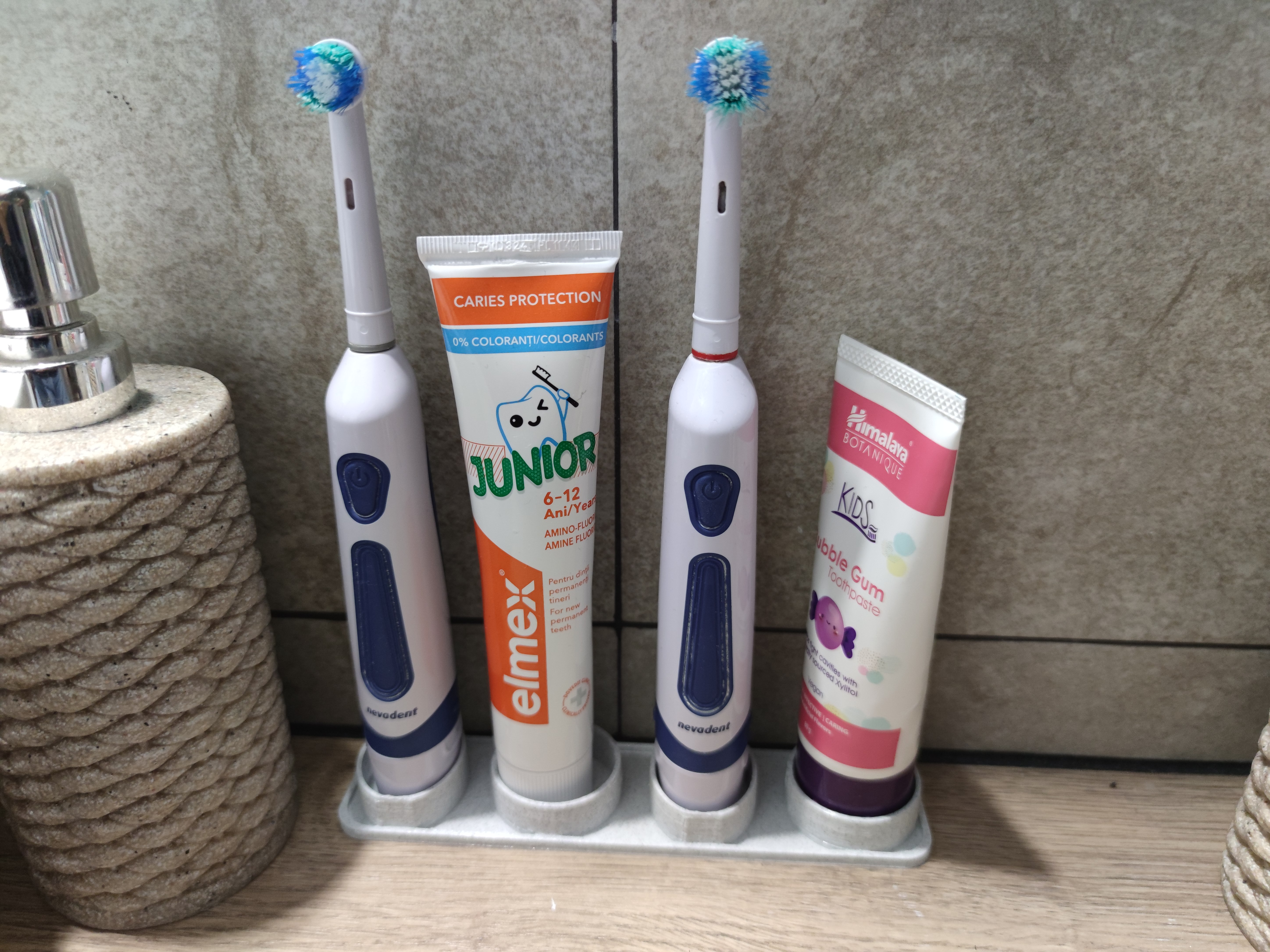 Giá Đỡ Bàn Chải Đánh Răng Oral B Cho Trẻ Em