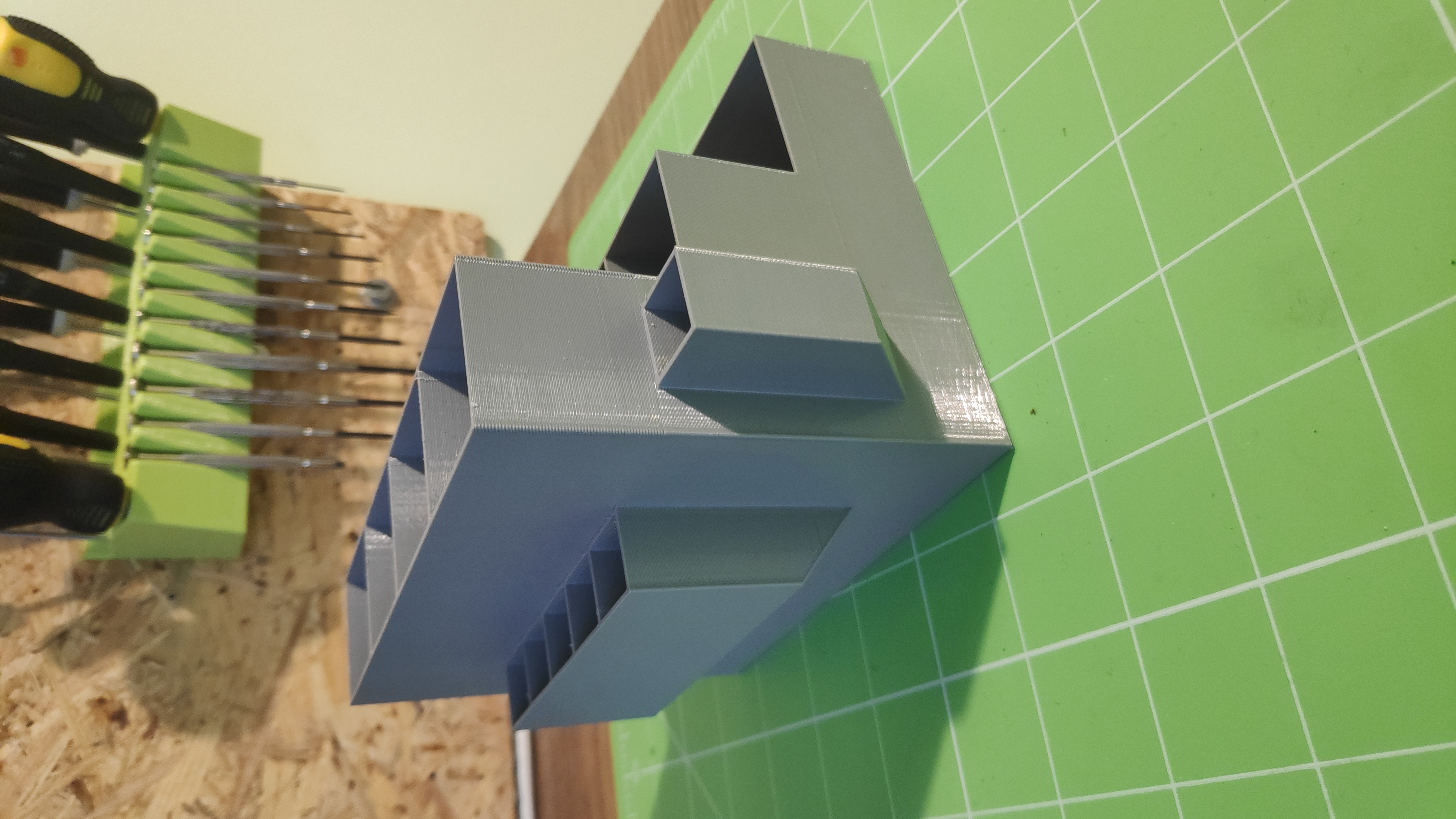 Kệ Đựng Đồ Văn Phòng