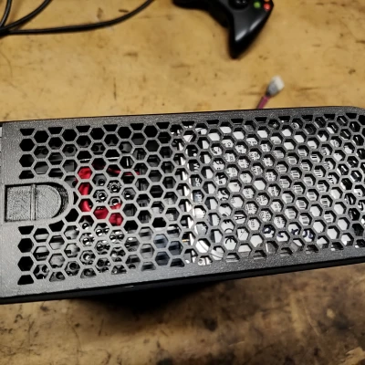 Khung HDD tùy chỉnh cho Xbox 360 Phat