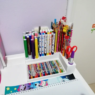 Kệ Đựng Bút Marker Cho Bé