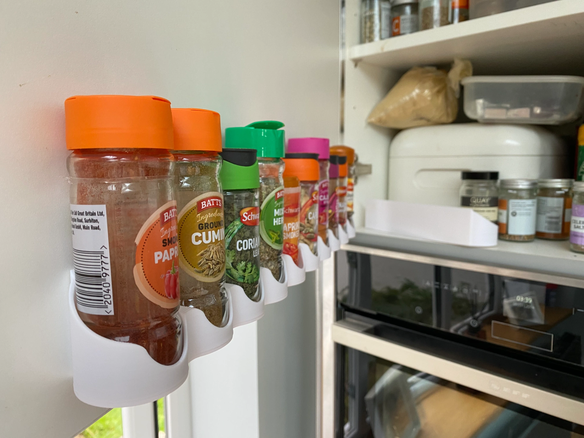 Kệ đựng gia vị treo cửa/tường (không cần vít)