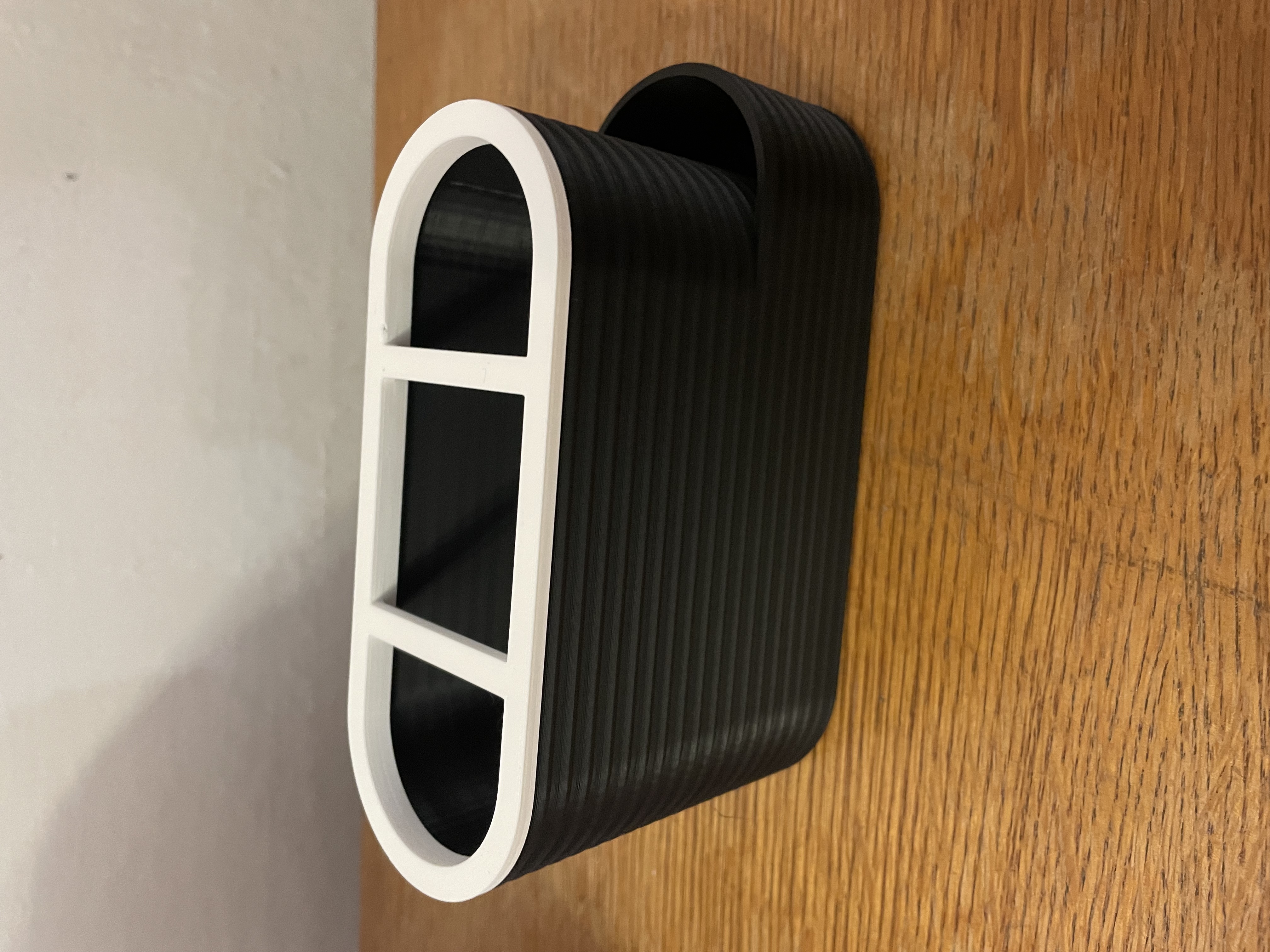 Kệ Đựng Bàn Chải Và Kem Đánh Răng