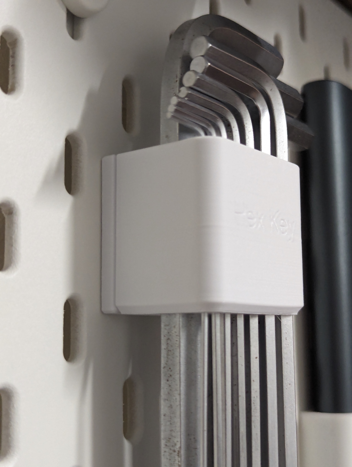 Skadis Hex Key tổ chức với Dovetail Gắn kết