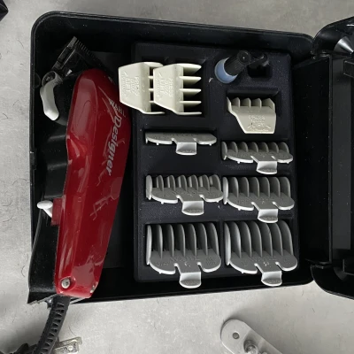 Wahl Typer Clipper tổ chức