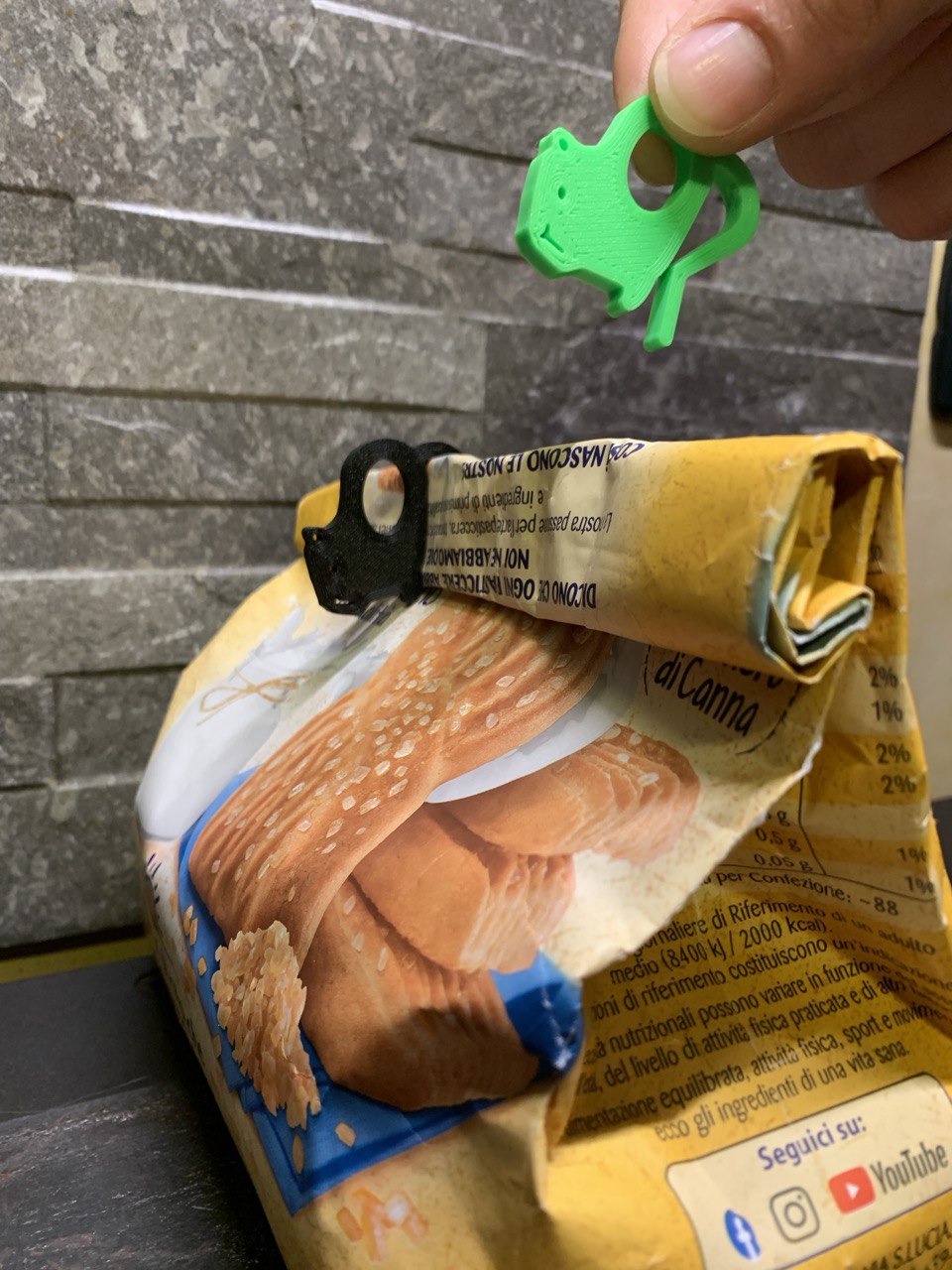 ⚠️ CHƯA DỊCH: Capibara Bag clip