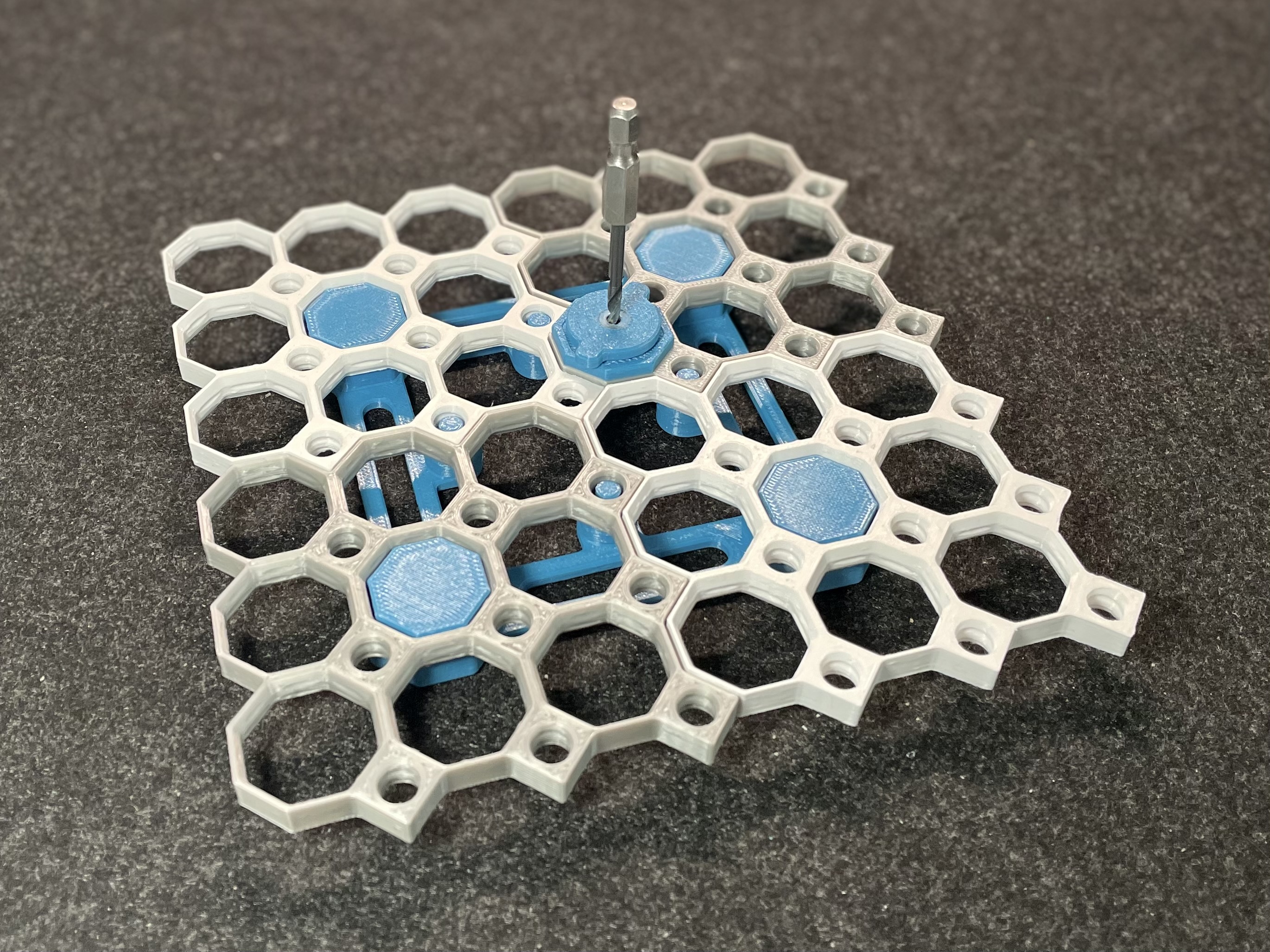 Multiboard - Dụng Cụ Hỗ Trợ Lắp Đặt Ngoài Bề Mặt