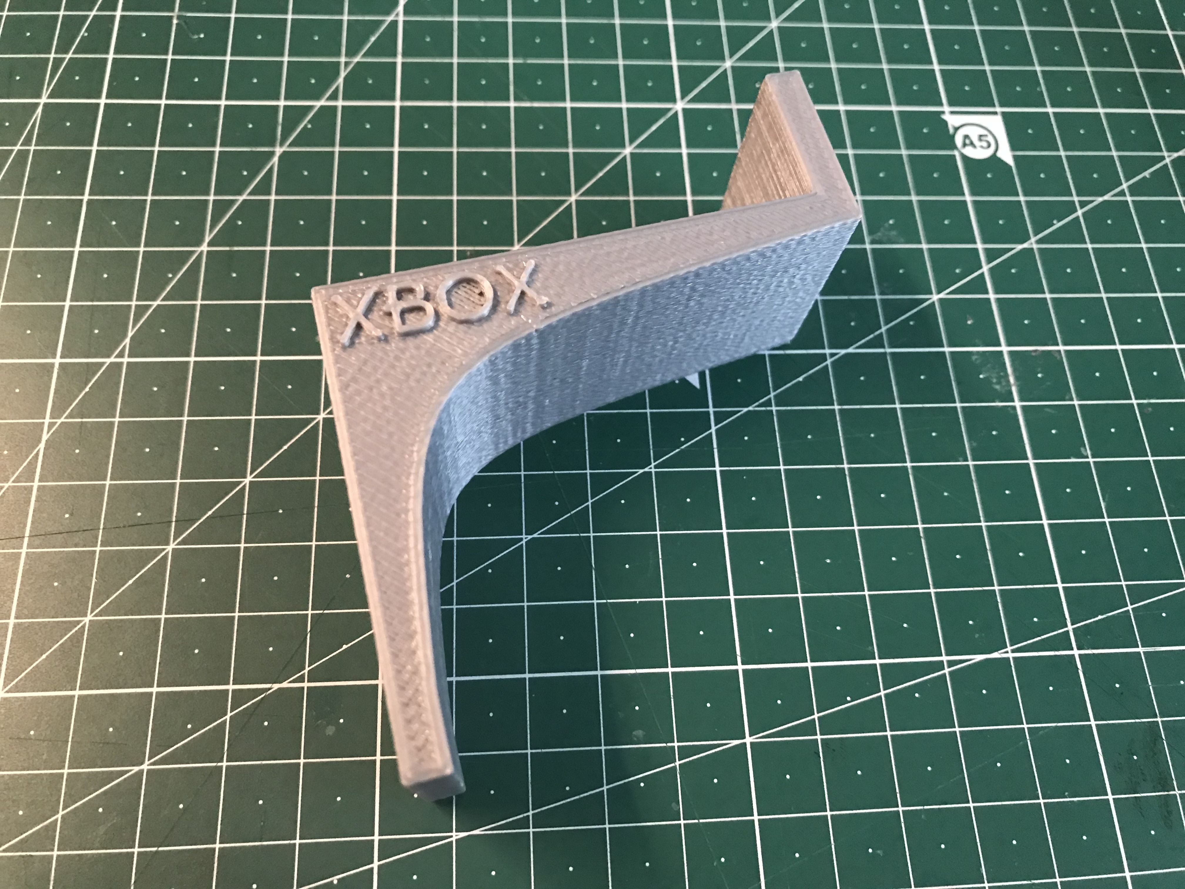 Kẹp Xbox One S/X gắn chuẩn VESA