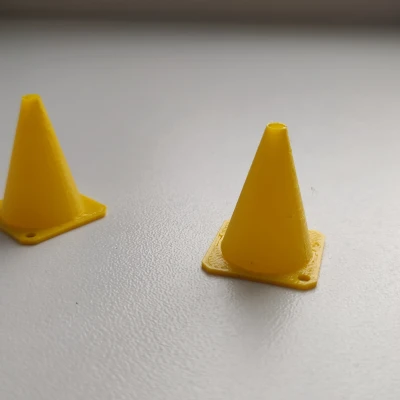 Dopravní kužel - Nón giao thông