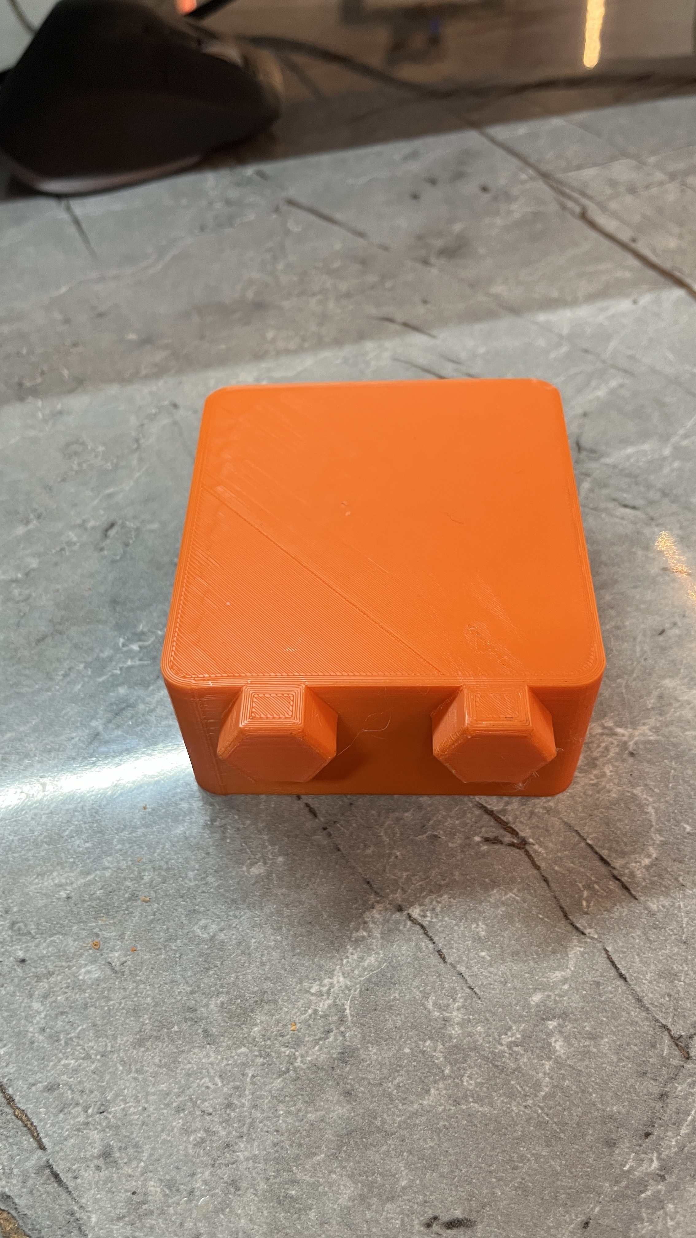 Khay SSD Có Hai Lỗ Chìm Cho HSW