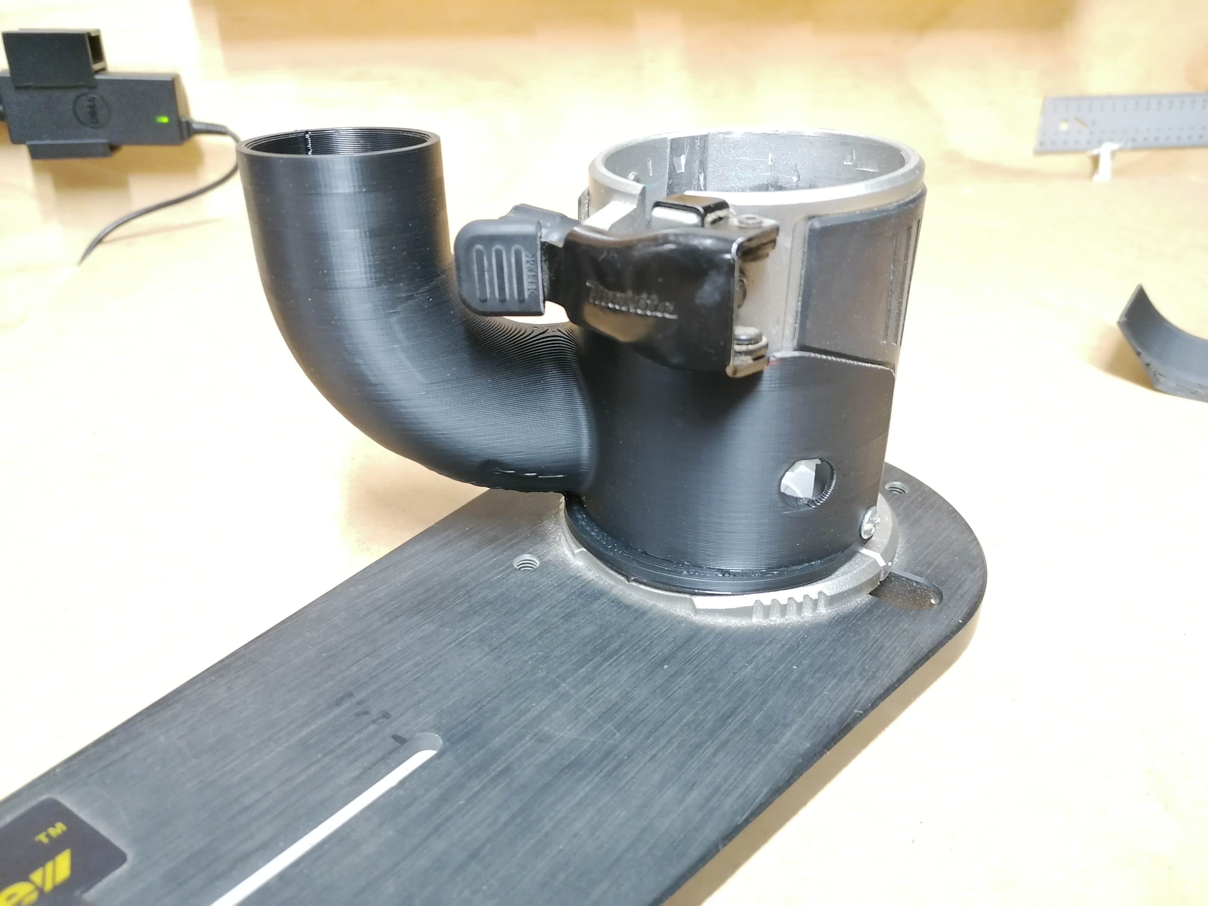 Chụp hút bụi cho Makita DRT50 kèm adapter ống hút Festool 36mm