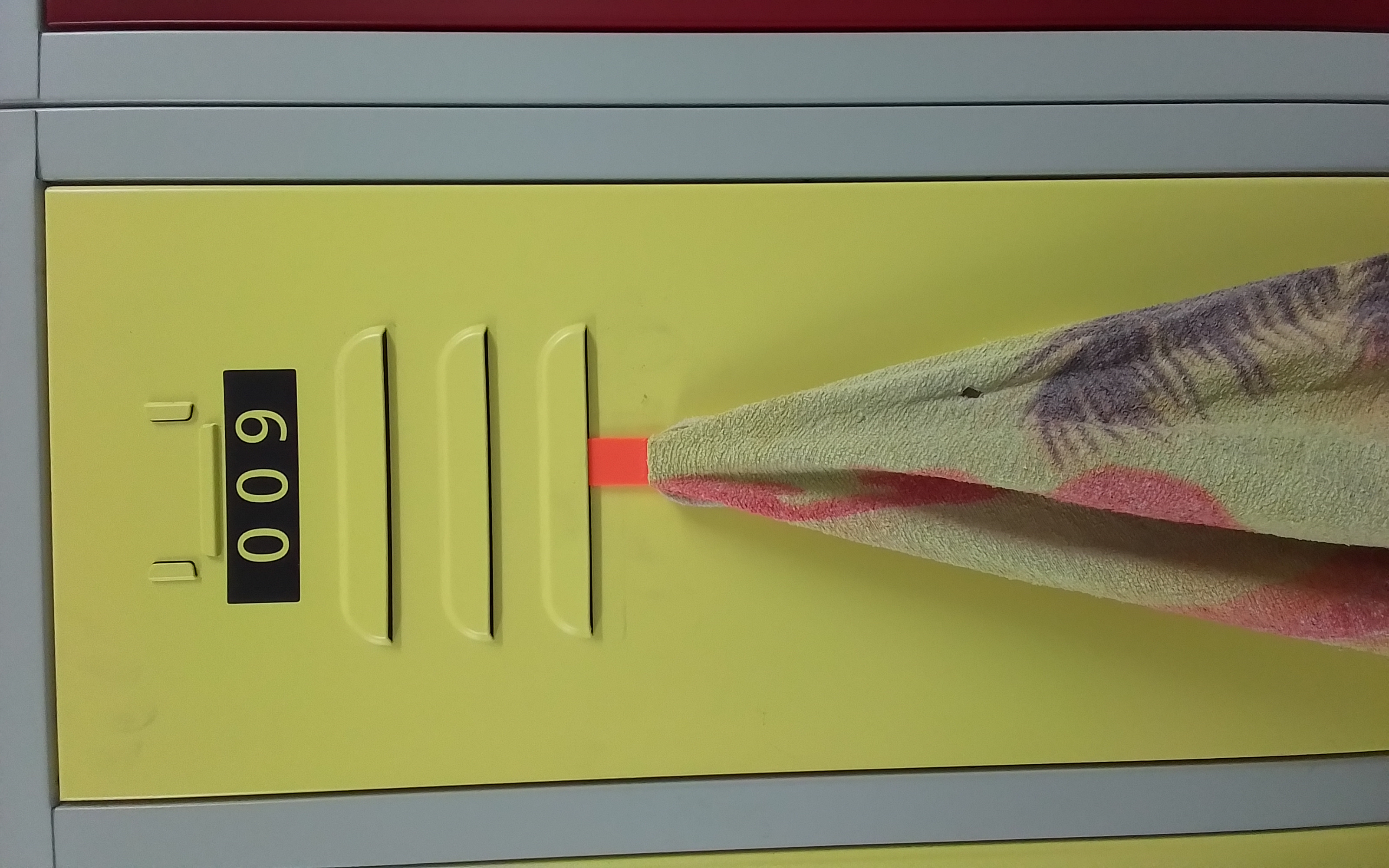 Móc Treo Tủ Đồ / Hook for Locker