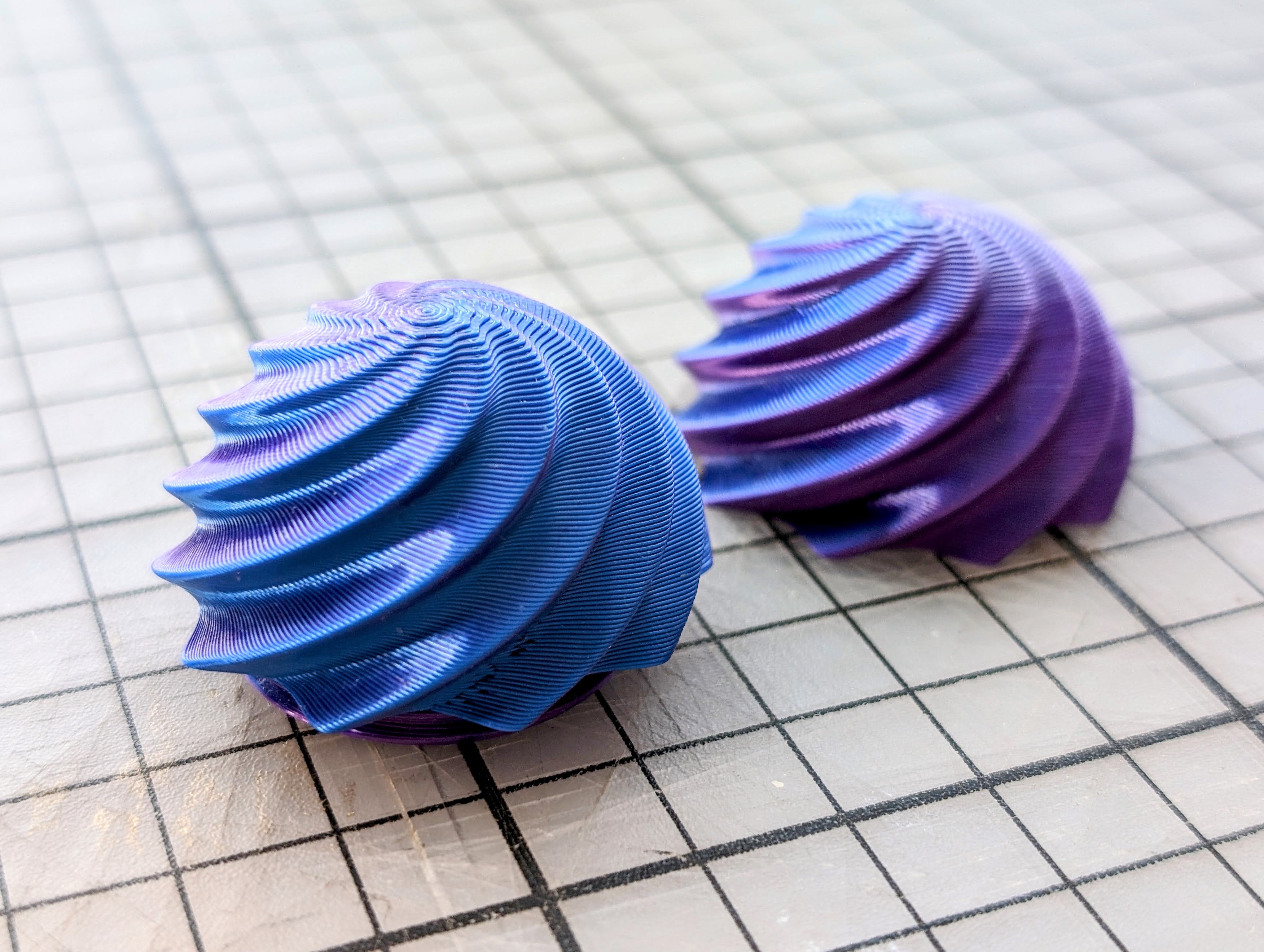 Hộp Đựng Hình Cầu Xoắn Ốc