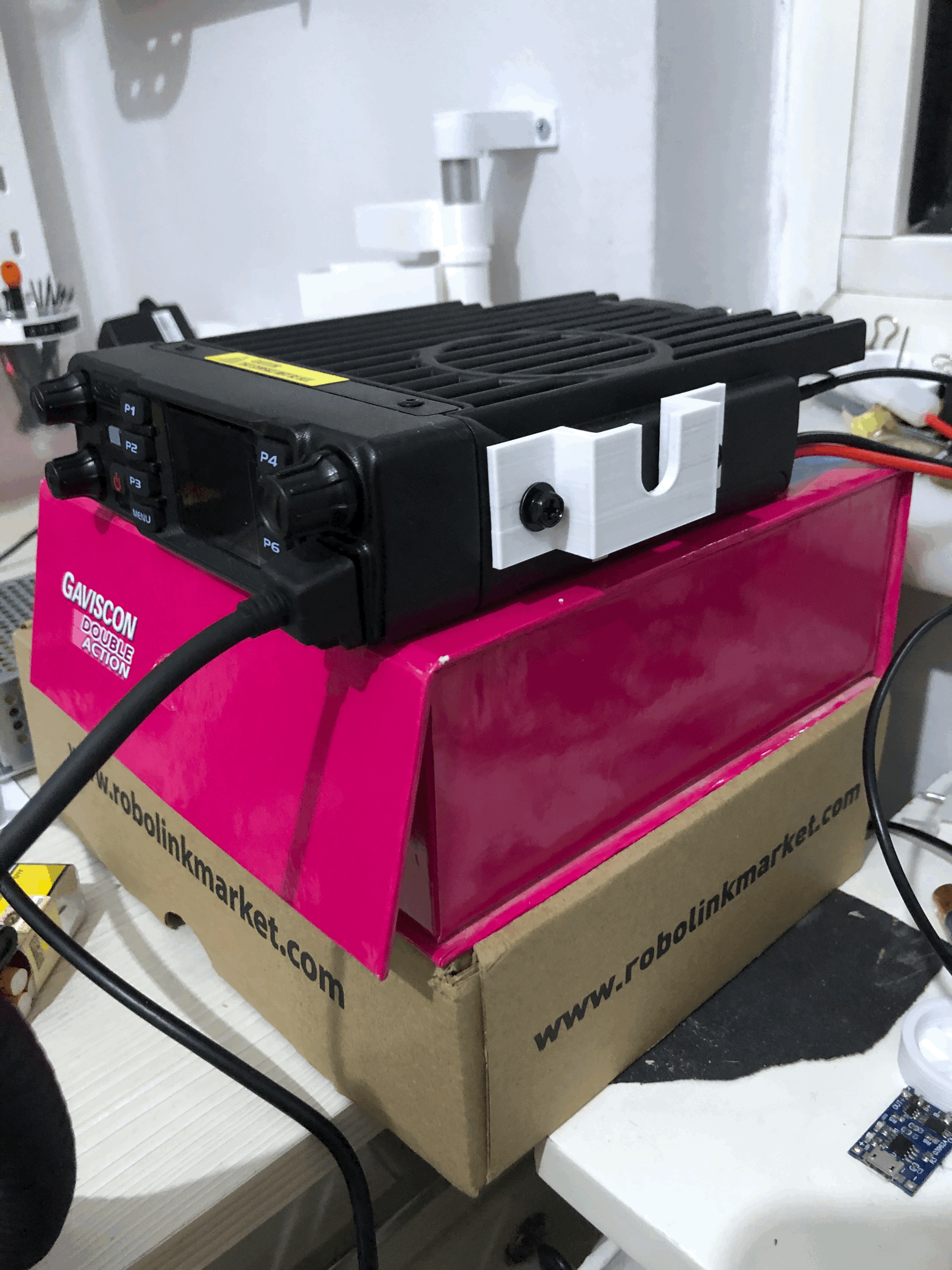 Giá đỡ micro gắn sườn Anytone 578