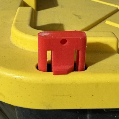 Kẹp Khóa Thùng Đựng Đồ