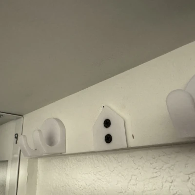 Móc Treo Quần Áo Âm Ốc Vít