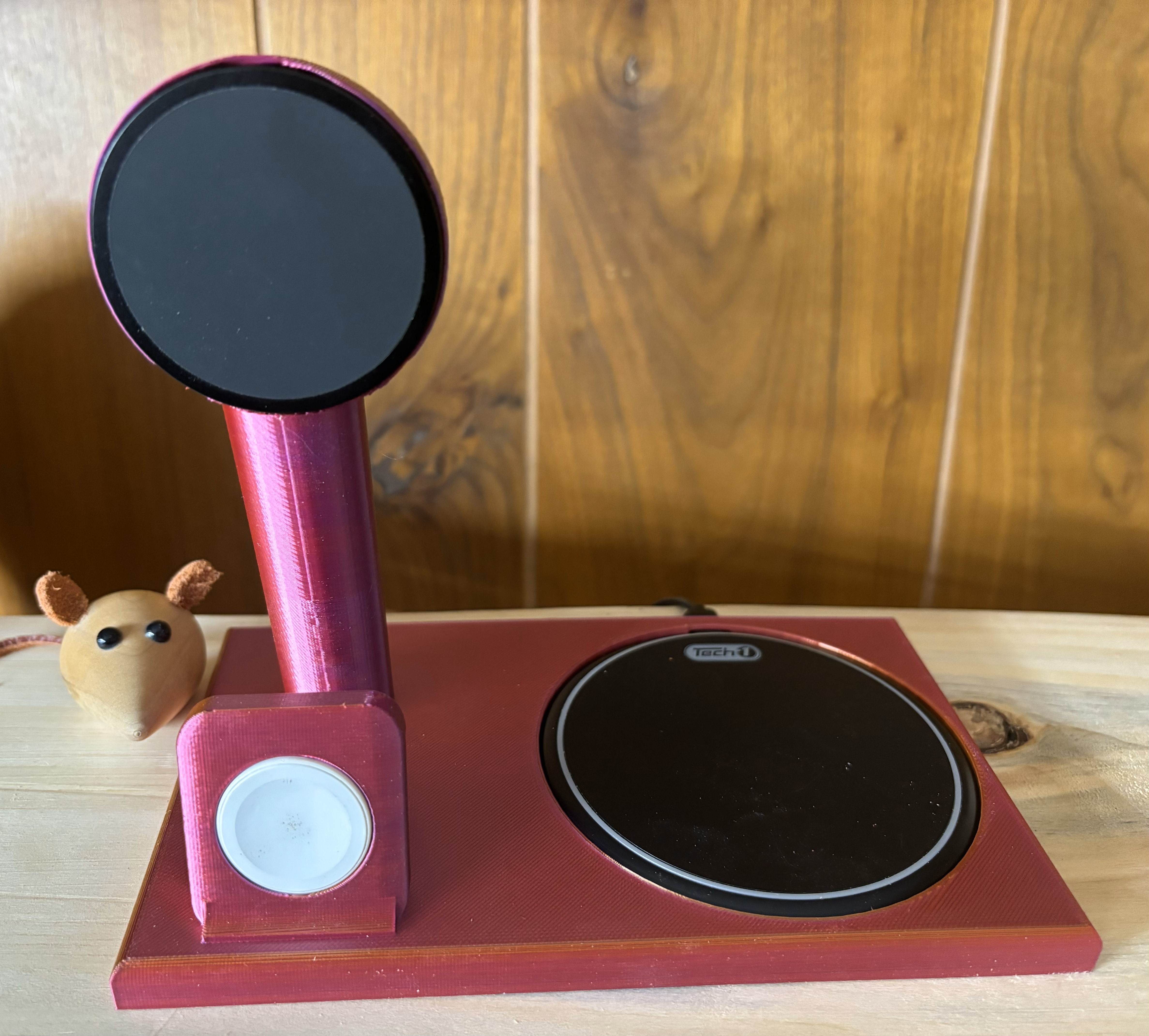 Điện thoại từ tính; đồng hồ; giá đỡ bộ sạc tai nghe