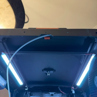 Giá đỡ kênh đèn LED cho thanh nhôm 2020, hướng xuống