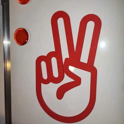 Nam châm Bàn Tay Hòa Bình