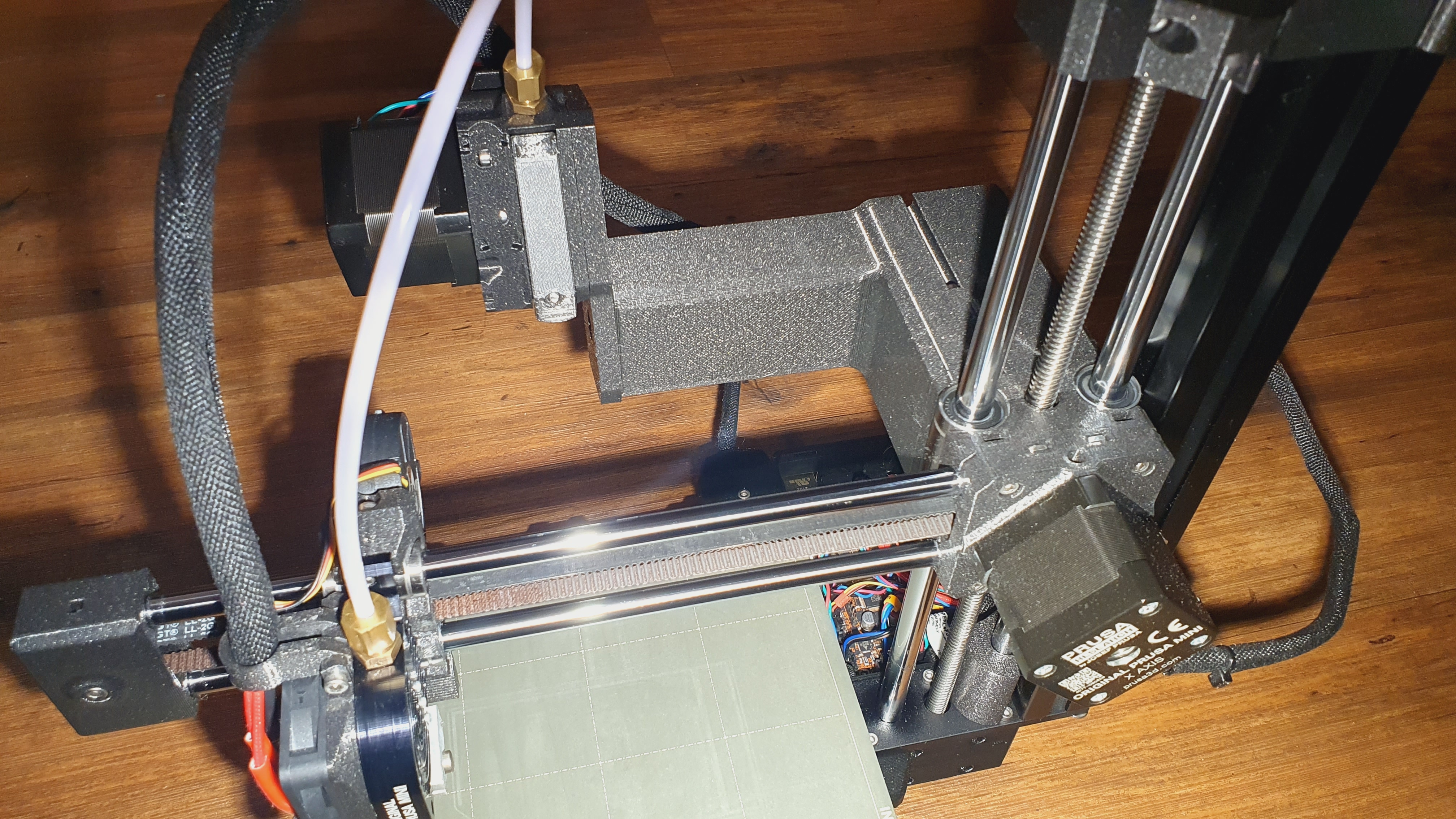 Mod đặt đầu đùn trung tâm cho Prusa Mini