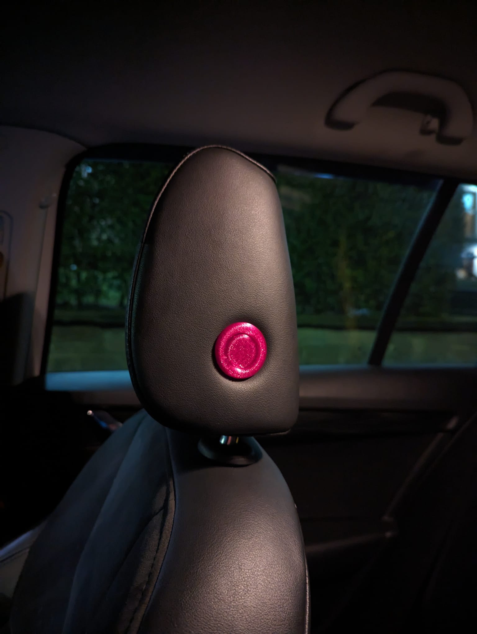 Nút điều chỉnh hạn chế đầu cho bất động sản Skoda Octavia MK3