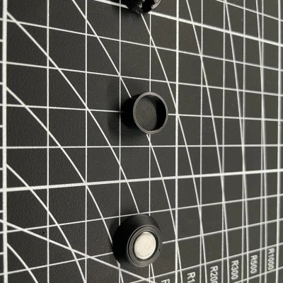 Giá Đỡ Dây Sạc iPhone Nam Châm