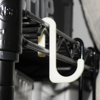 Tuy nhiên, một cái móc giá dây khác