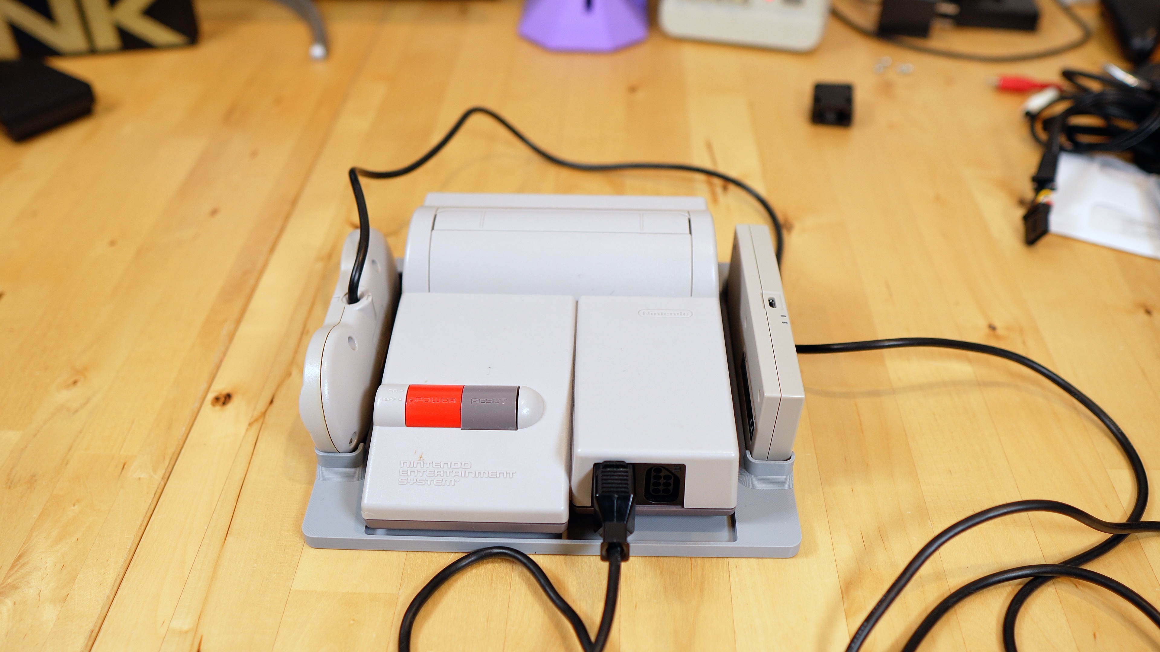 Chân Đựng Controller Cho NES Top Loader và AV Famicom