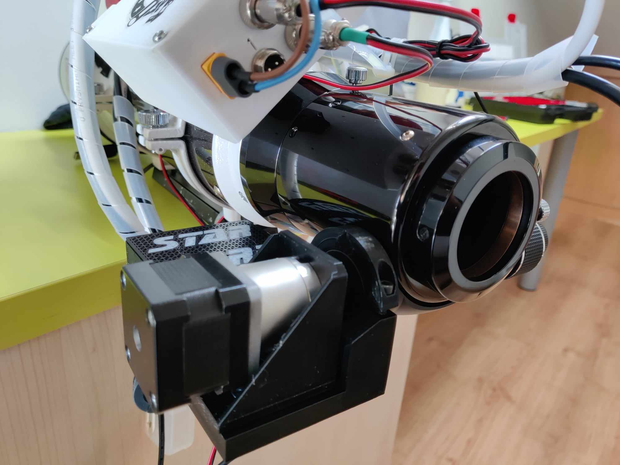 Giá đỡ motor NEMA17 cho focuser Lacerta Crayford