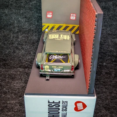 Kệ Trưng Bày Xe Mô Hình Tỉ Lệ 1:64