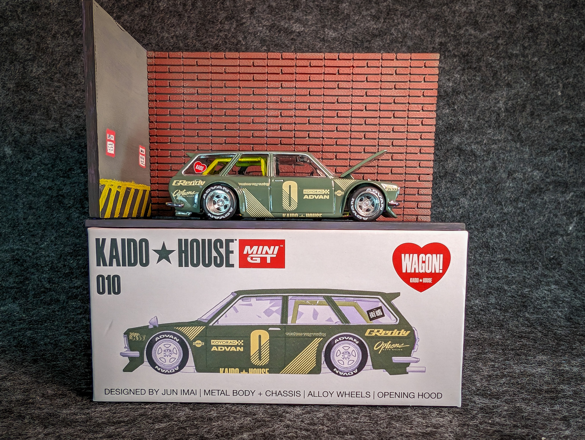 Kệ Trưng Bày Xe Mô Hình Tỉ Lệ 1:64