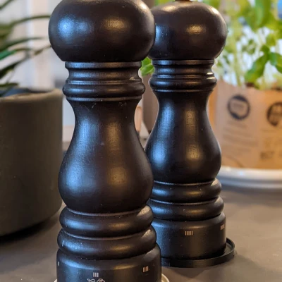 Đế lót ly cho cối xay tiêu muối Peugeot