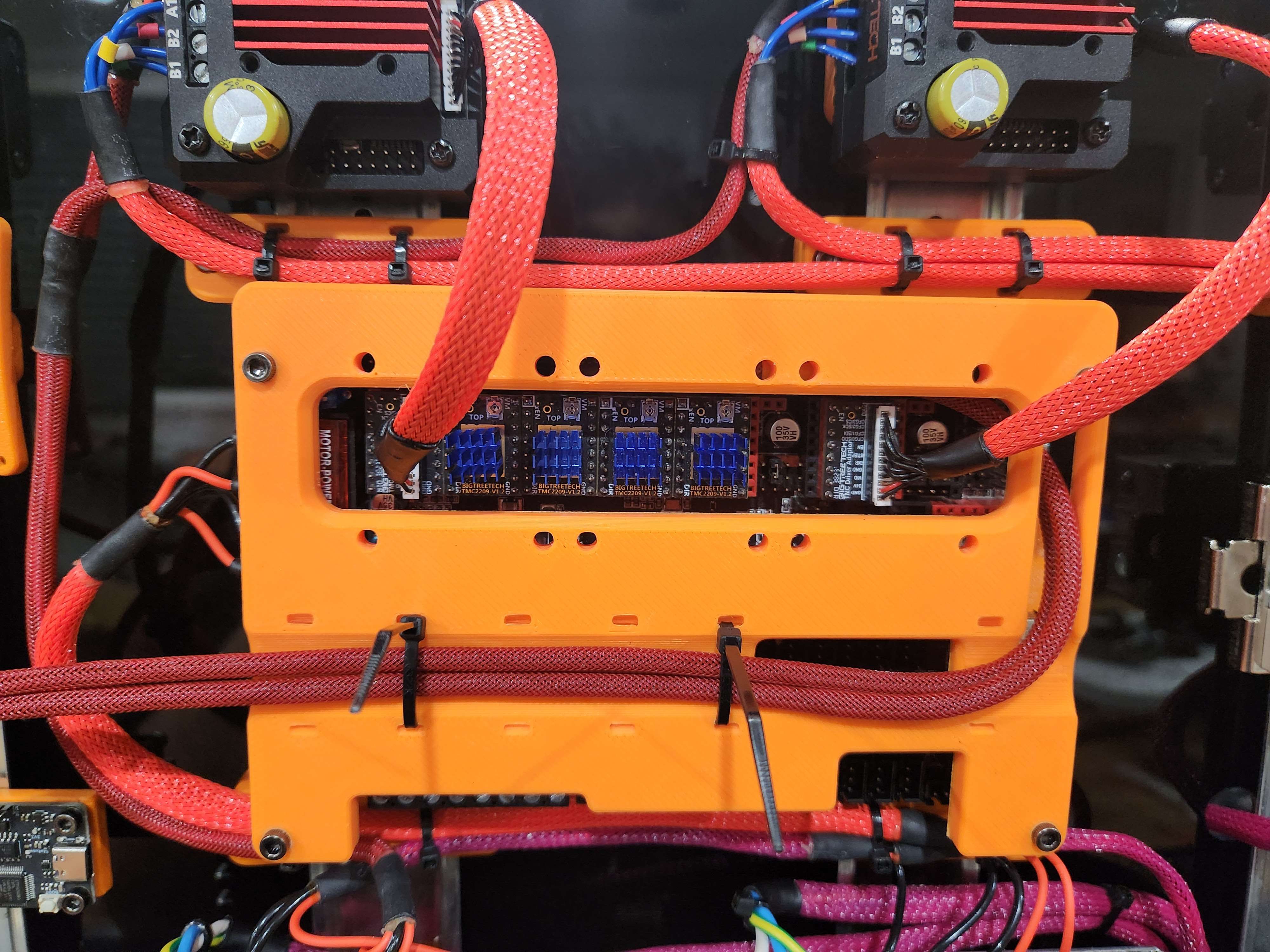 BTT Octopus - Quản lý cáp và Làm mát