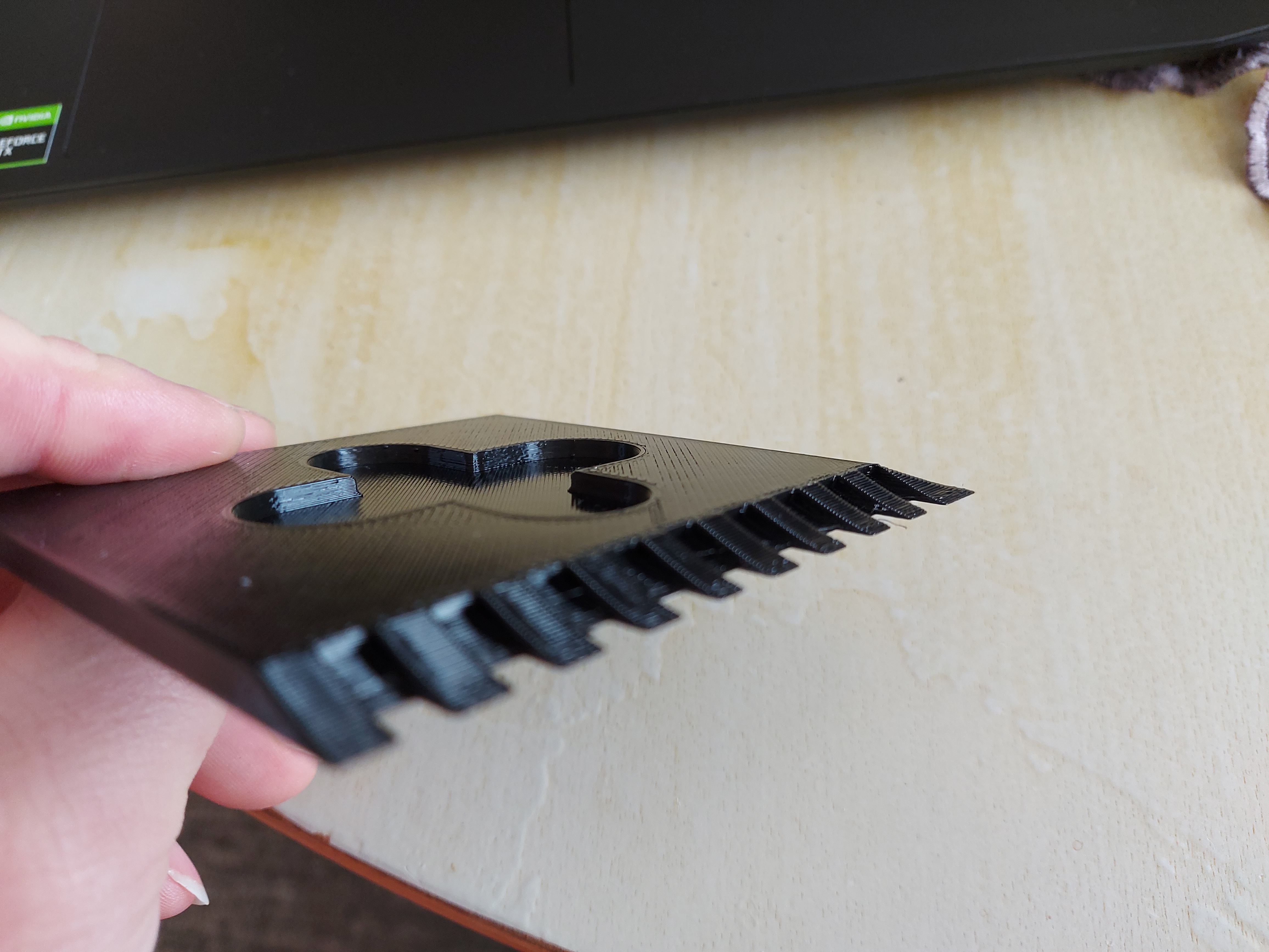 Cái Cào Kính Mùa Đông