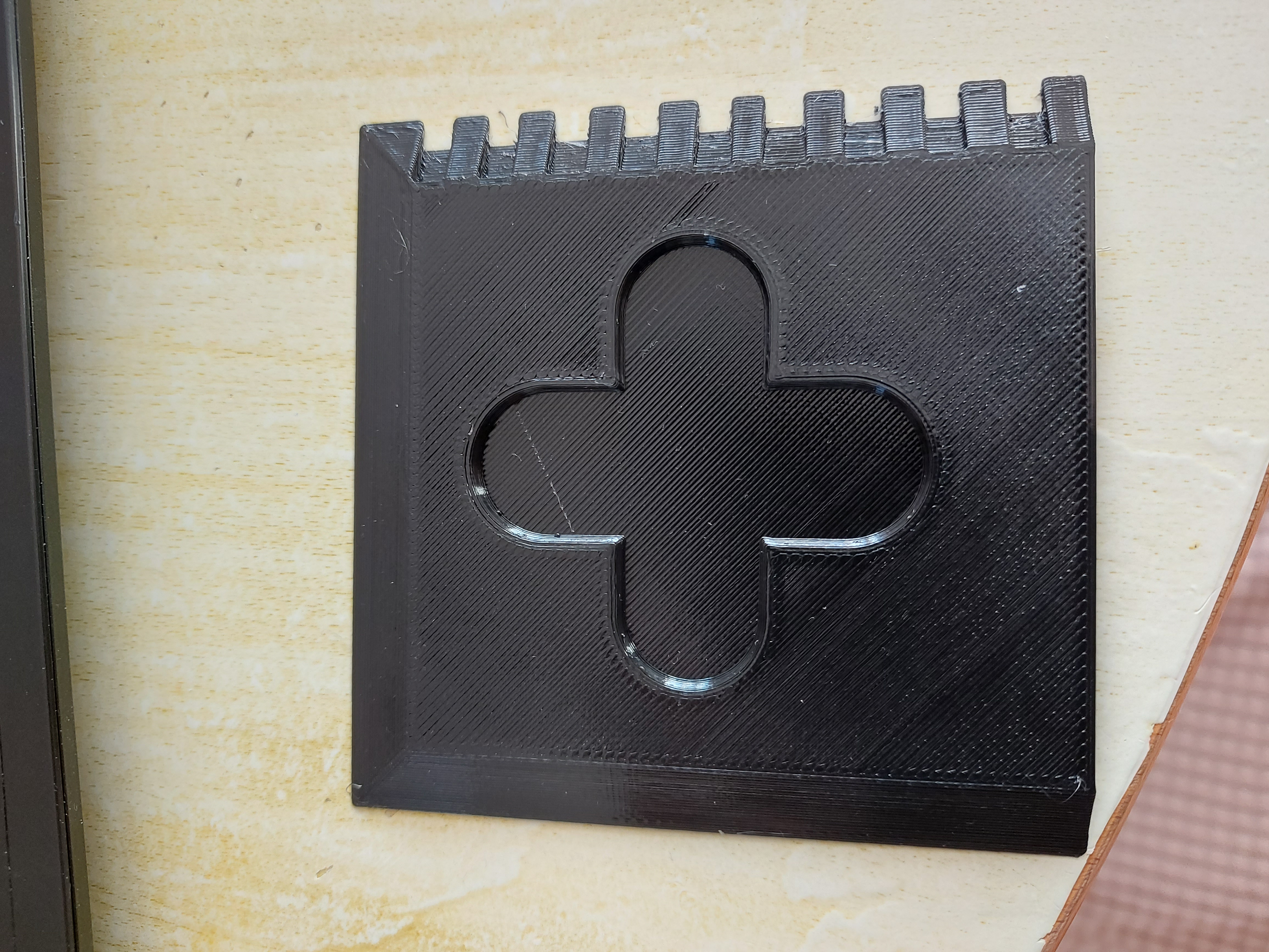 Cái Cào Kính Mùa Đông