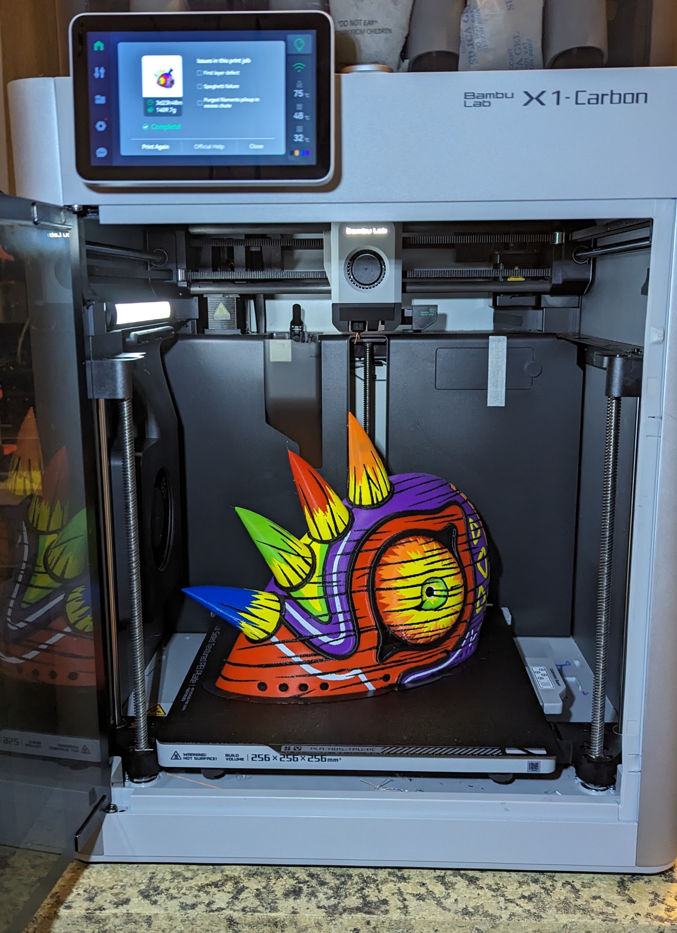 Mặt Nạ Majora Đa Sắc Màu