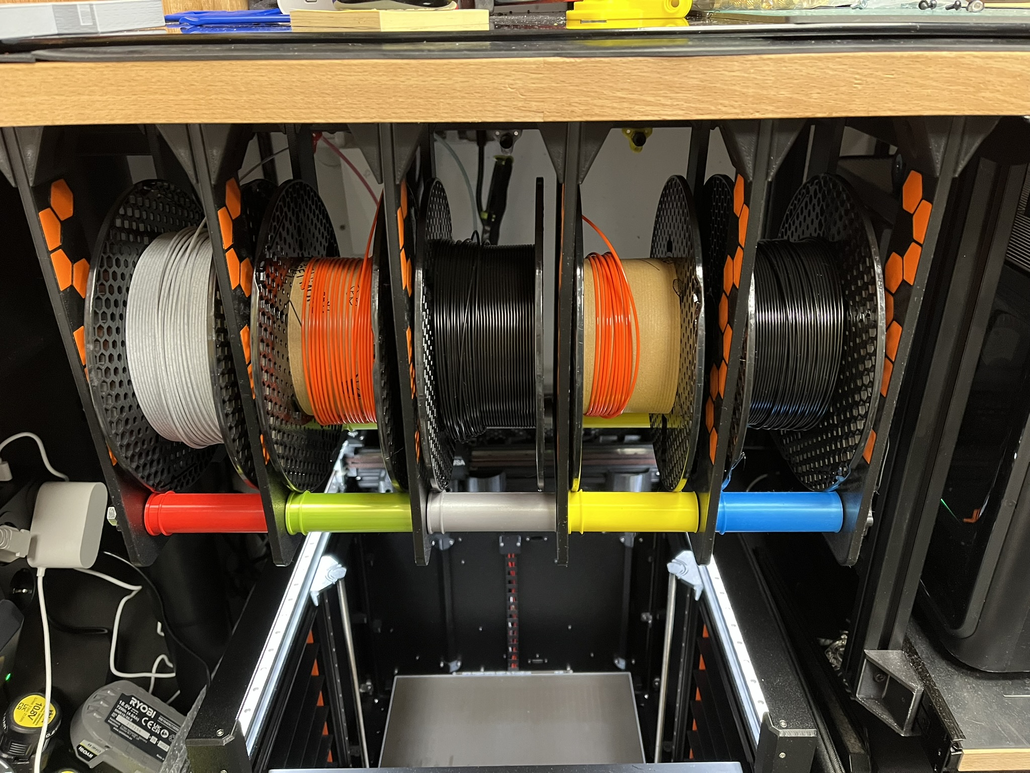 Giá đỡ cuộn sợi nhựa gắn dưới bàn/kệ (mô-đun)