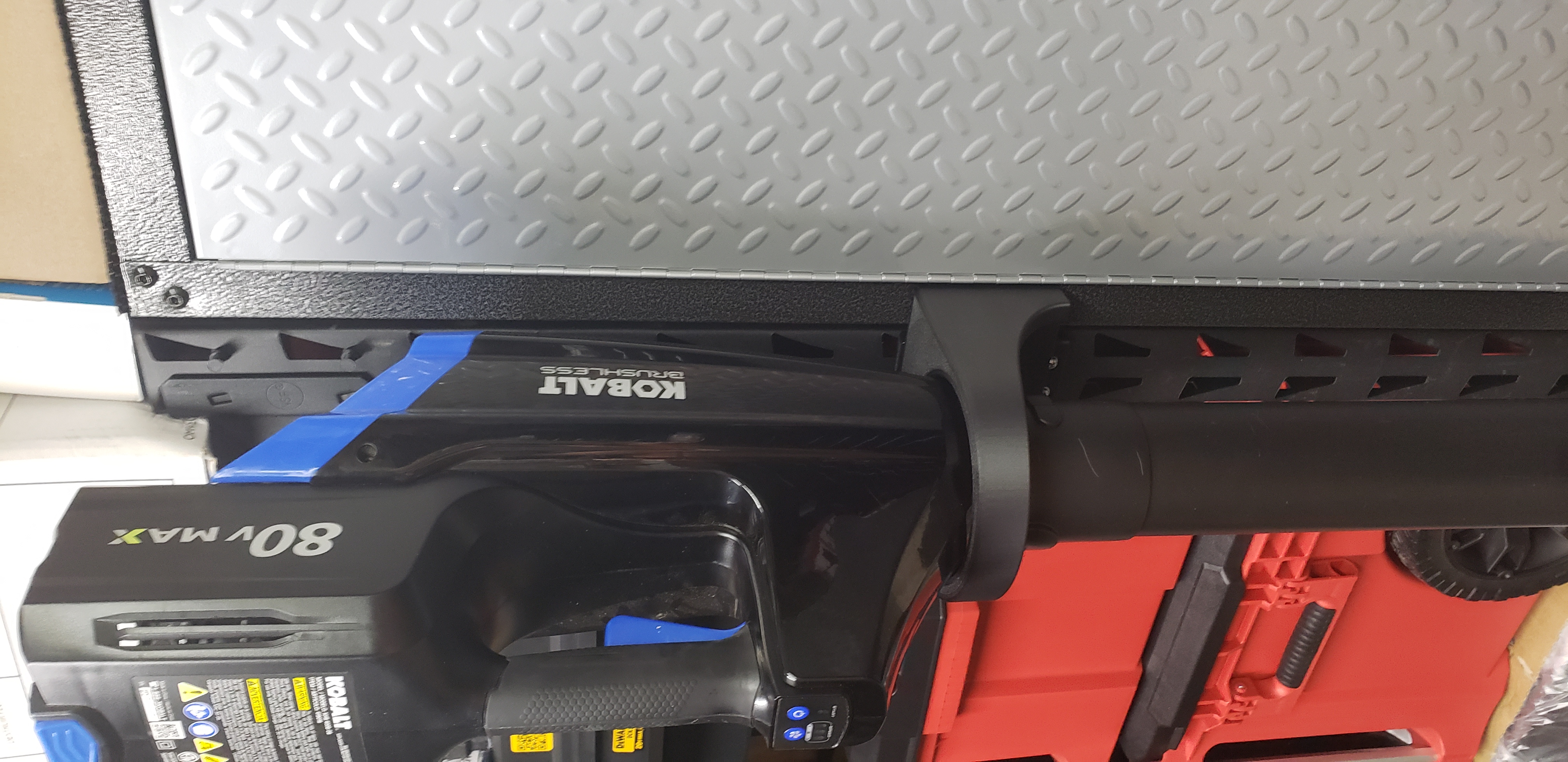 Giá Đỡ Máy Thổi Lá Milwaukee M18 Remix Dùng Được Với Kobalt