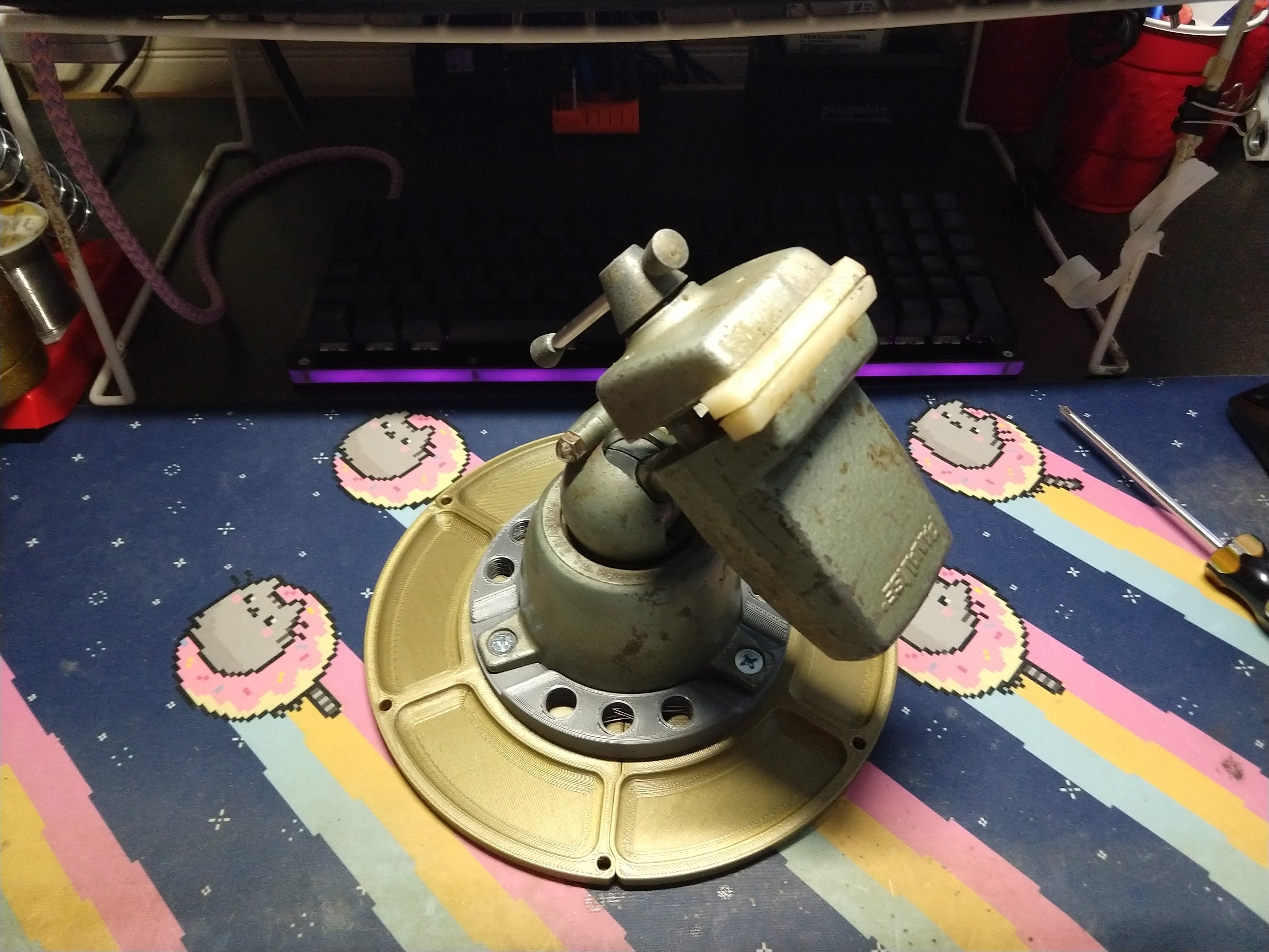 Đế Khay Panavise Plus