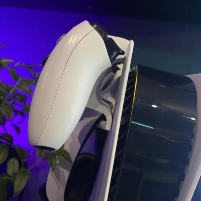 Móc treo bộ điều khiển PS5