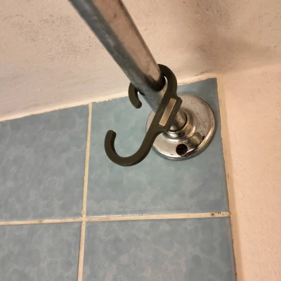 Móc Treo Rèm Cửa Phòng Tắm Nam Châm Tự Gấp