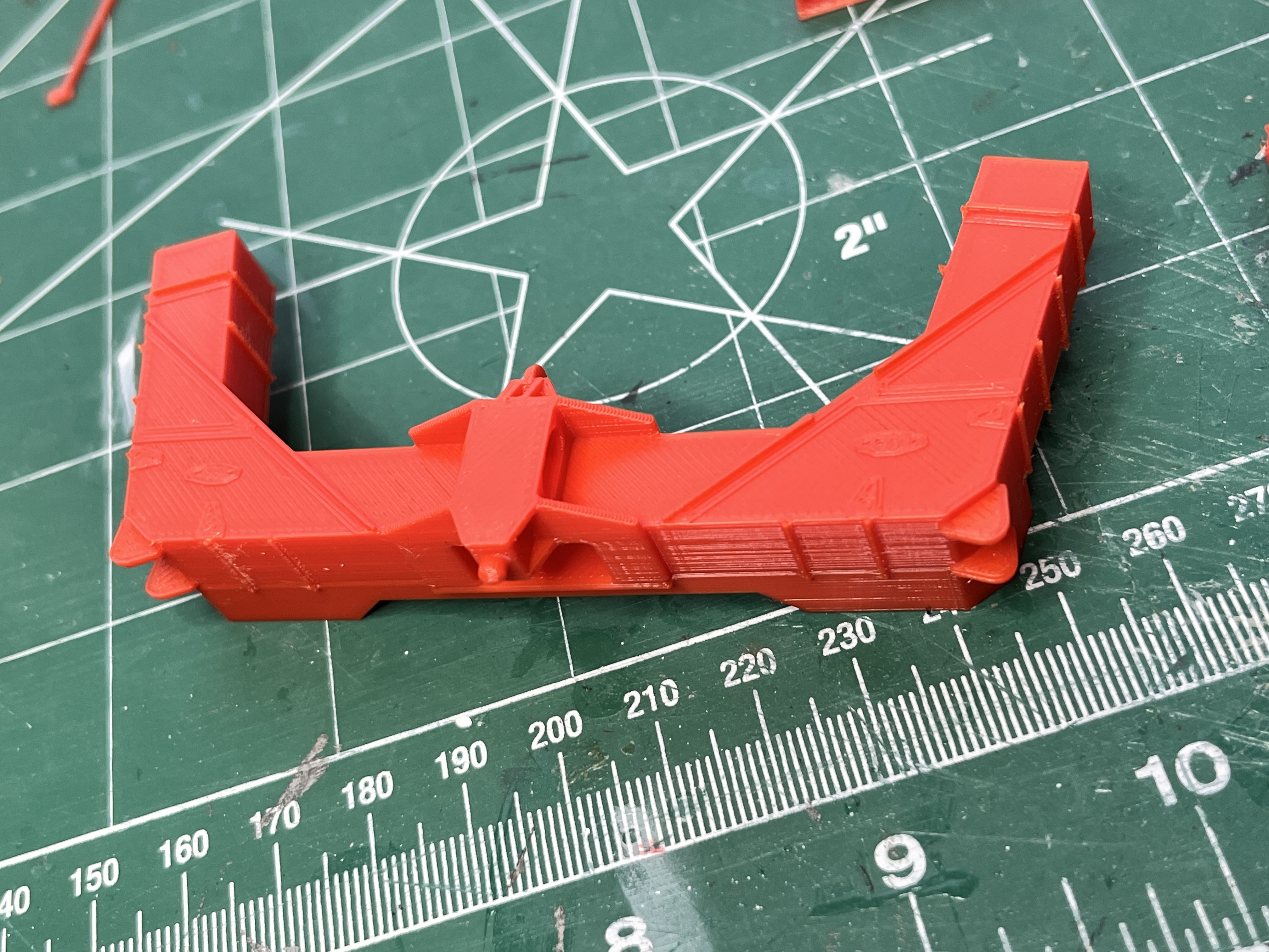 Cánh tay DRRS Apollo LUT