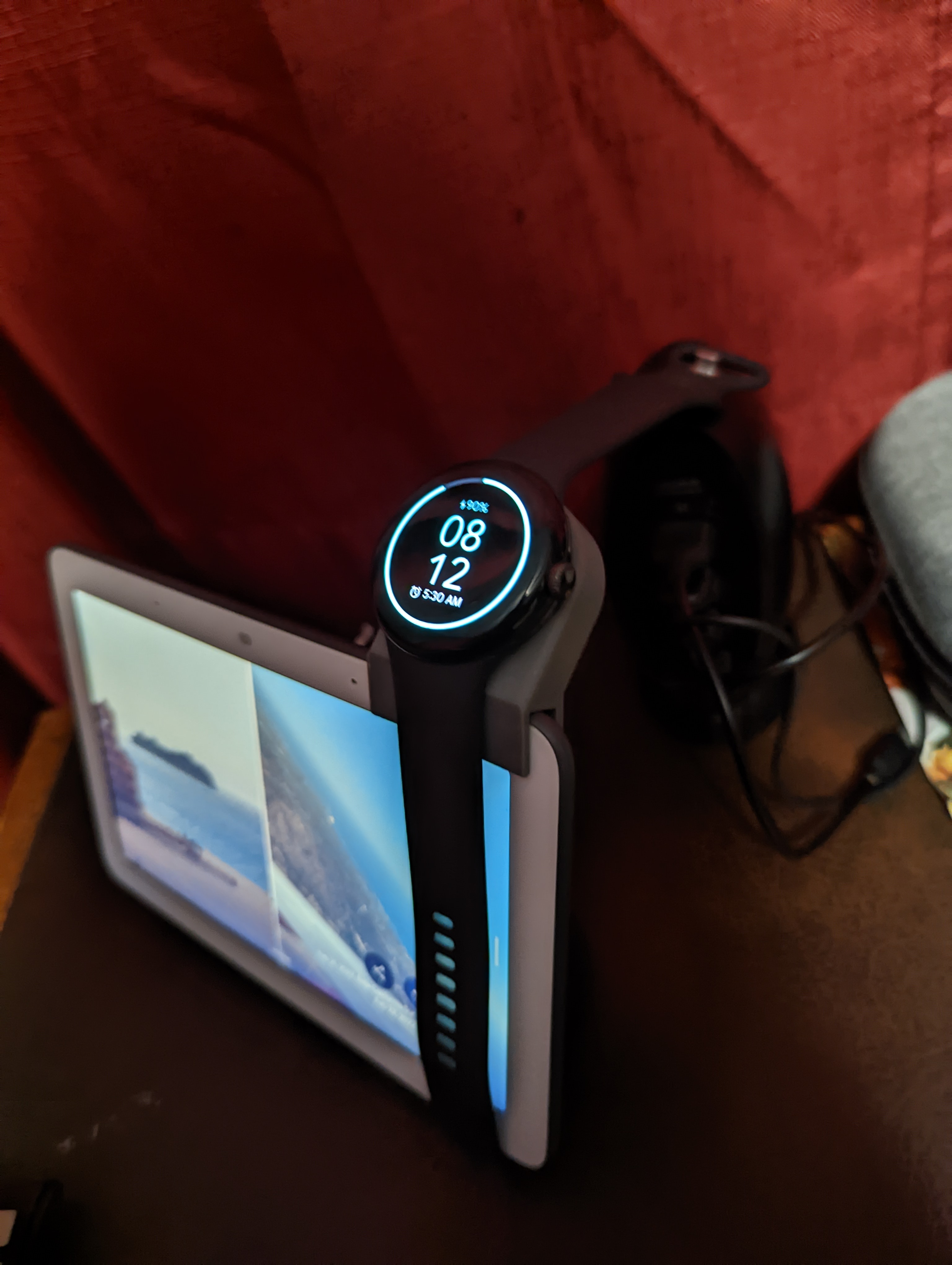 Đế Sạc Pixel Watch và Nest Hub