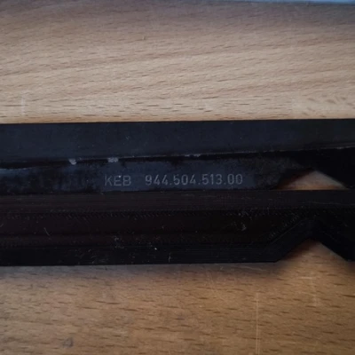 Chụp Che Động Cơ Porsche 944 (Mã 944.504.513.00)